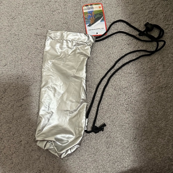 Chrome color umbrella 🌂 bag - Picture 3 of 5